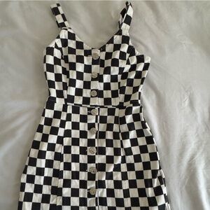 Forever 21 Black and White Checkered Top